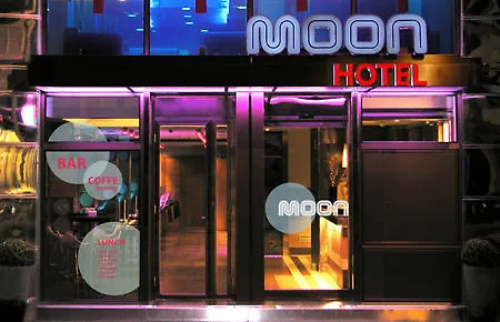Отель Moon